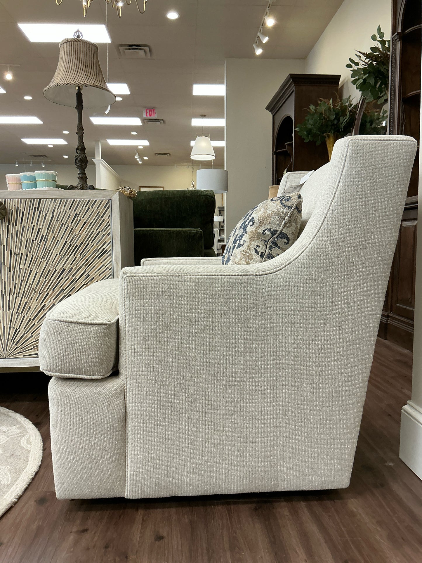 accent chair