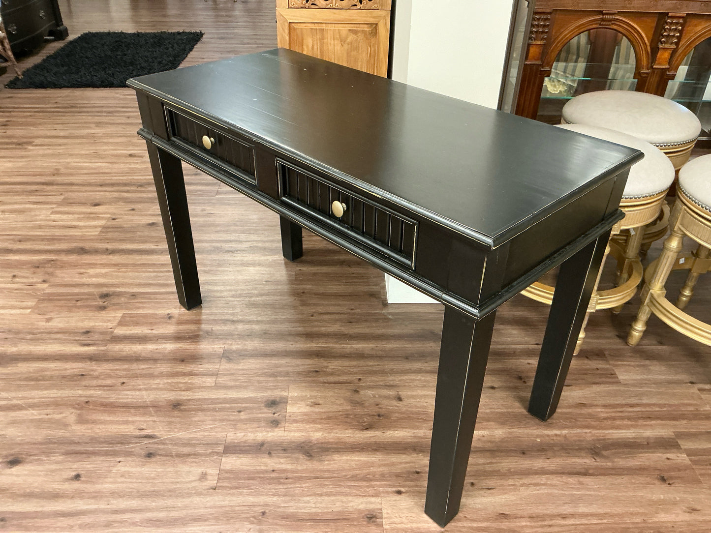 Black Desk