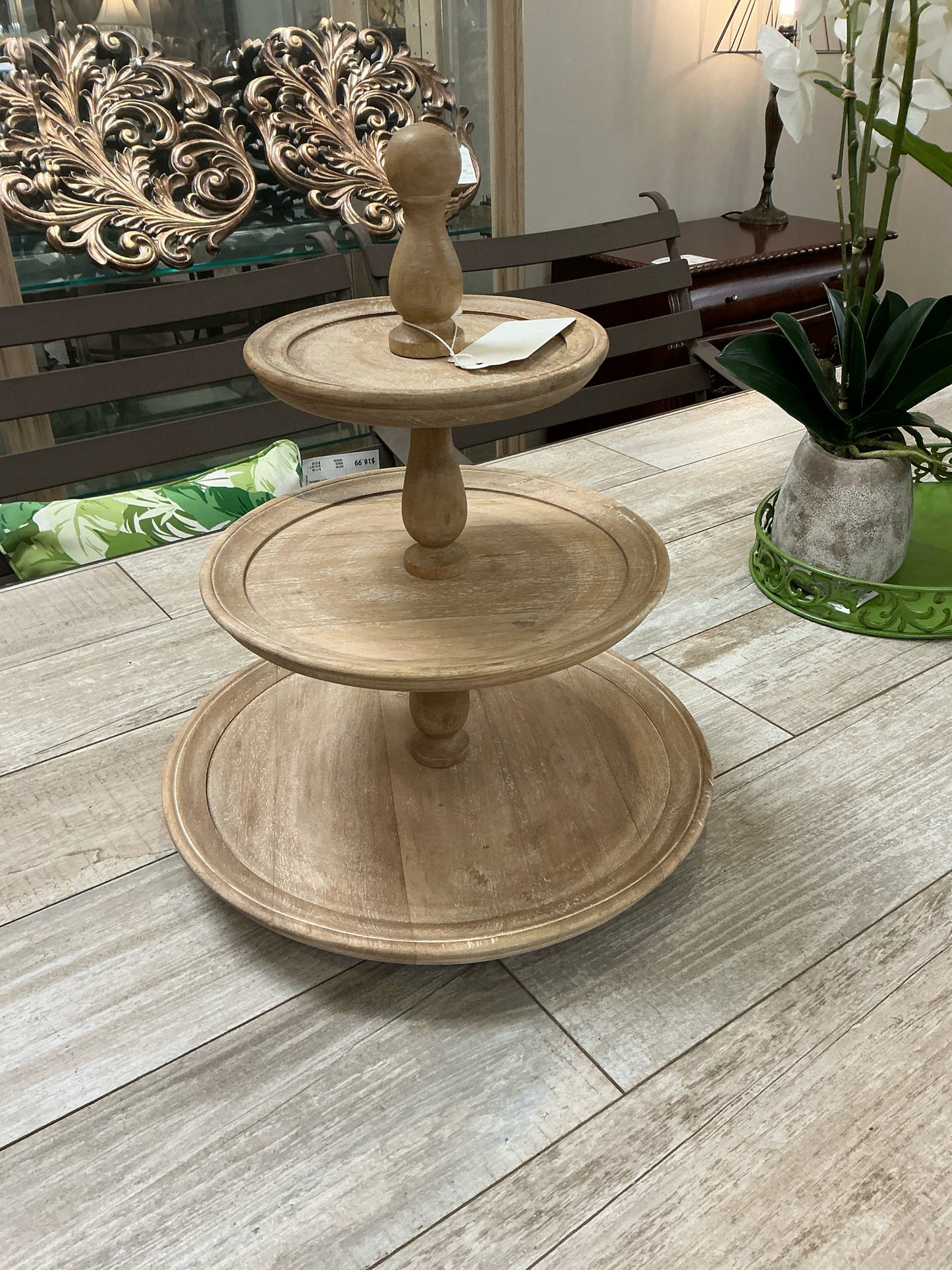 Serving Bar