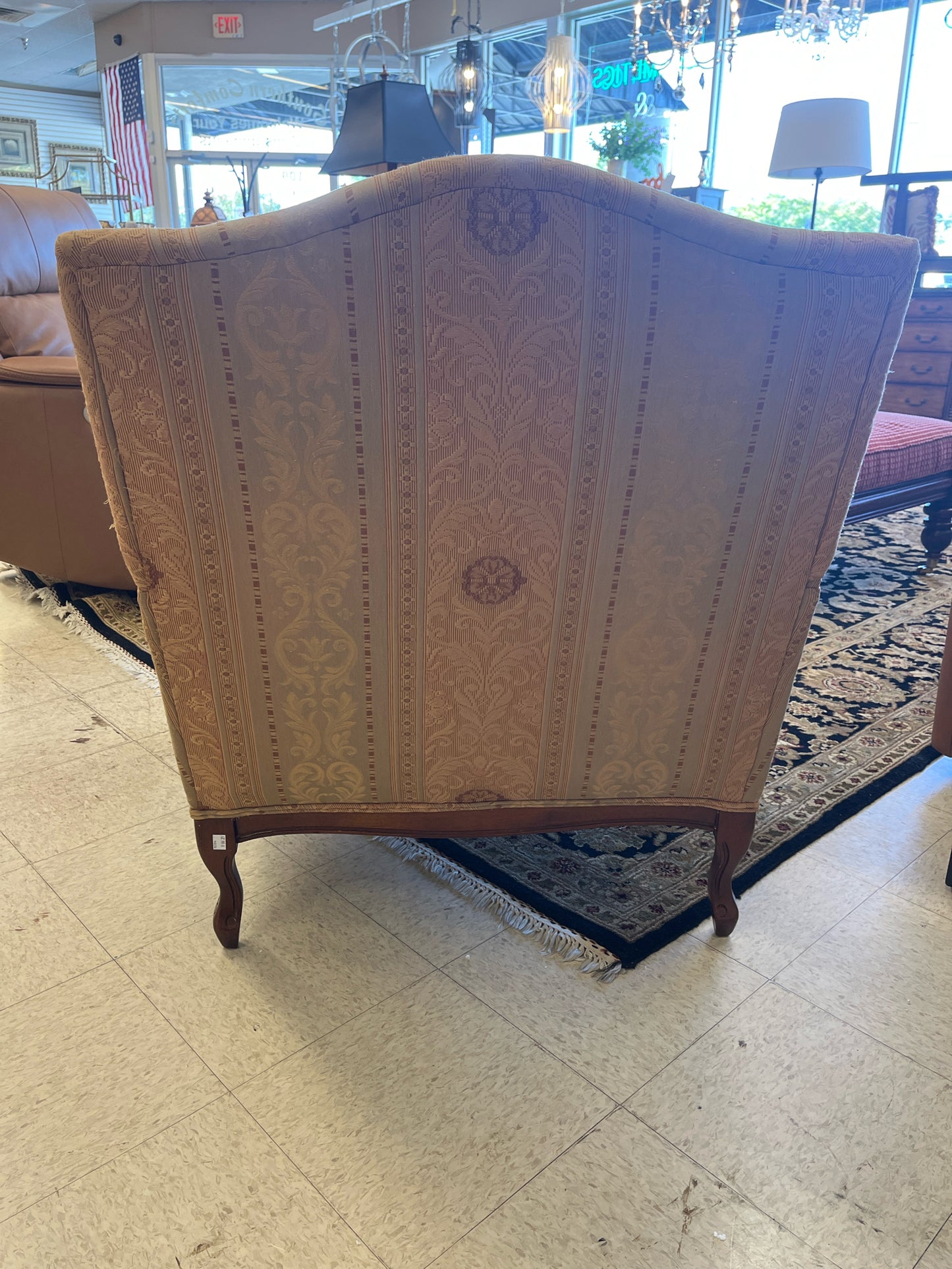 accent chair