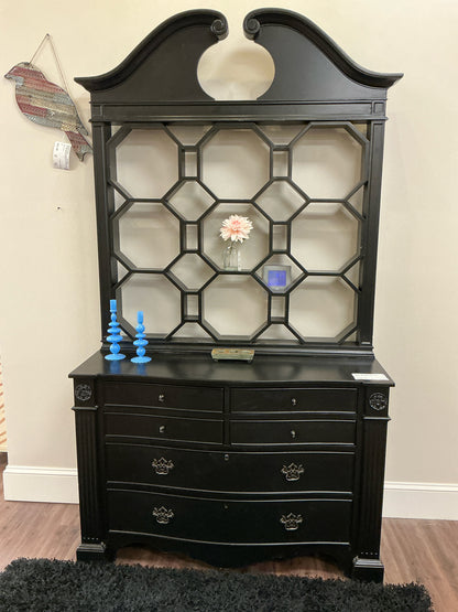 Highland House Buffet Server