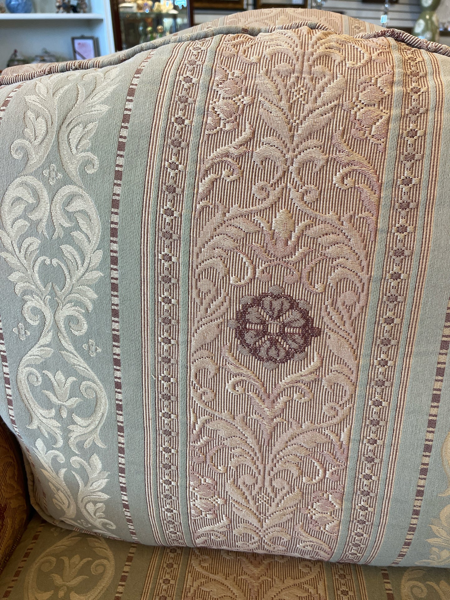 accent chair