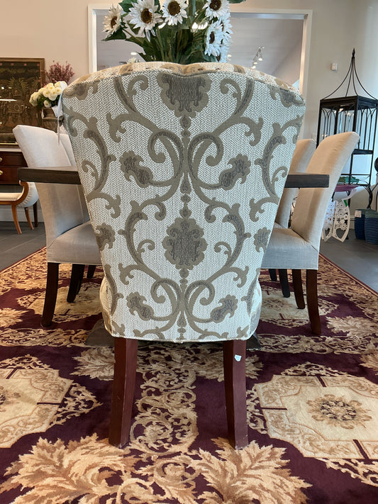 accent chair