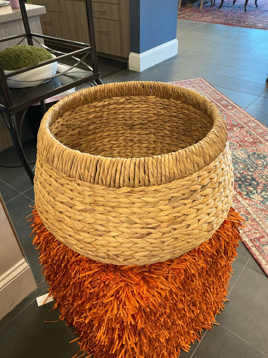 oval woven basket