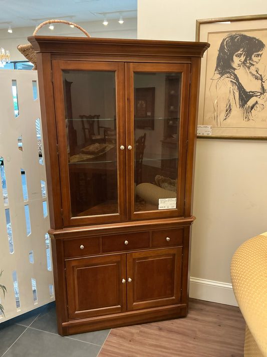 Thomasville Corner Cabinet