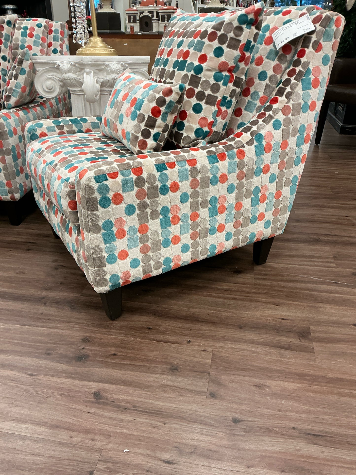 accent chair