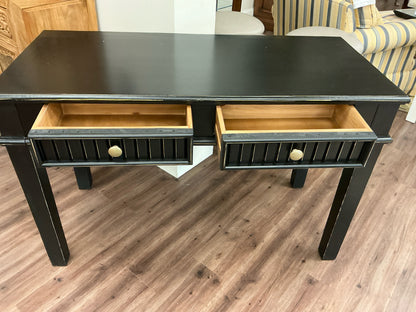 Black Desk