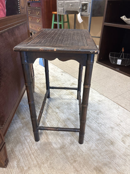 Accent Table