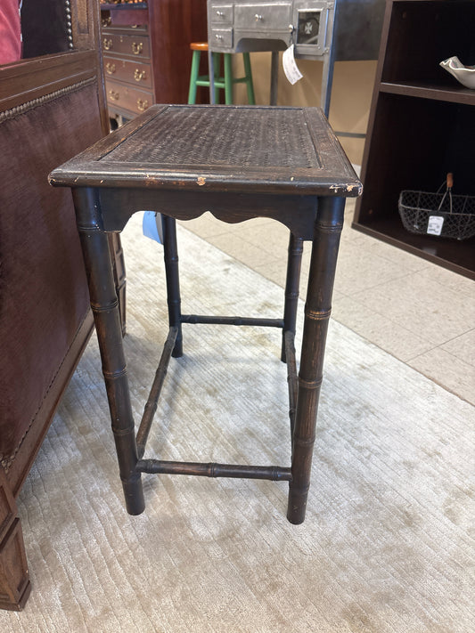 Accent Table