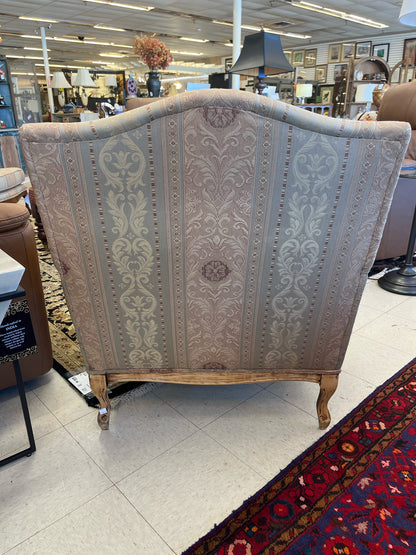 accent chair
