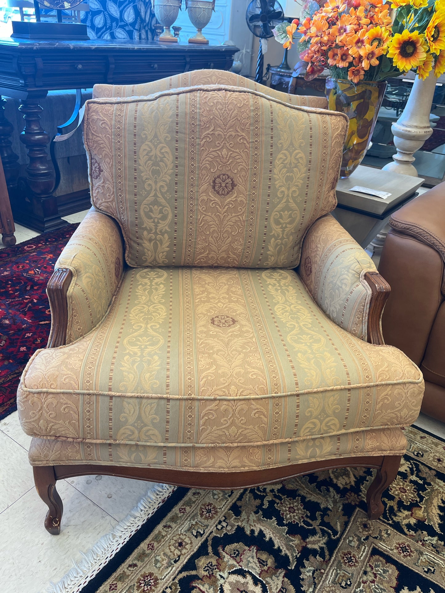 accent chair
