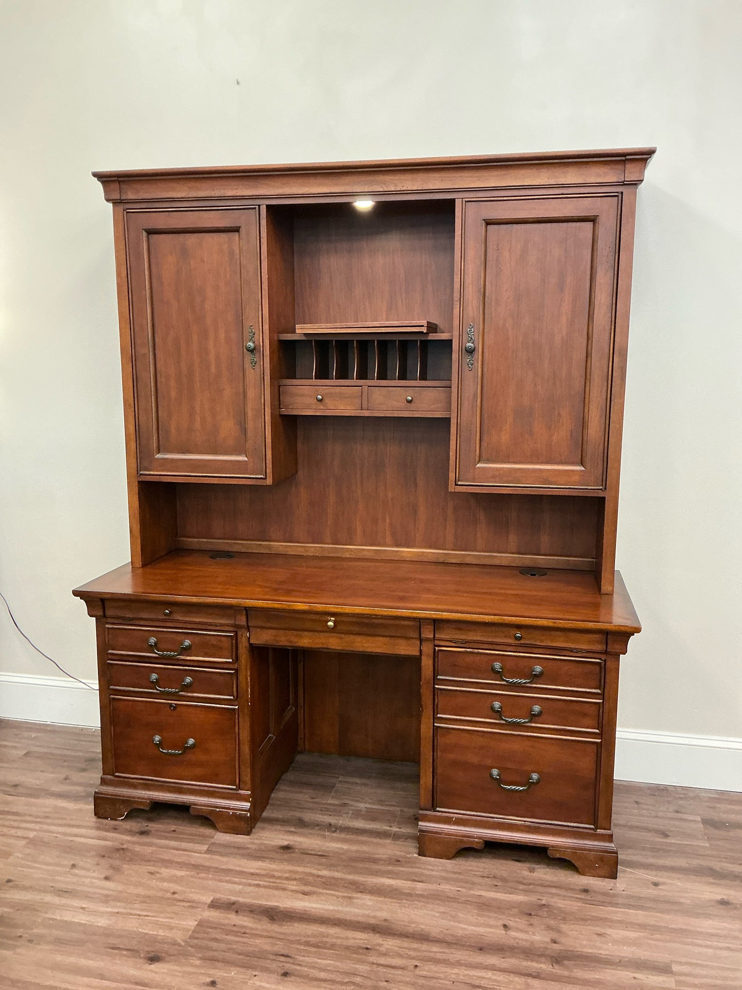 Credenza