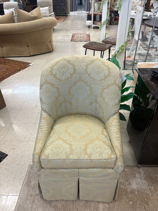 accent chair