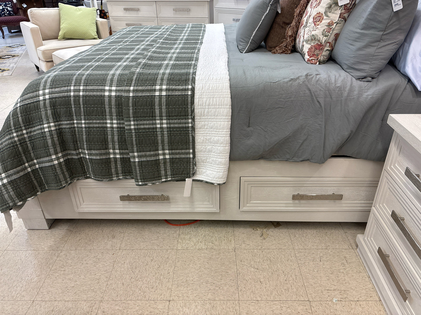 Elements Bed