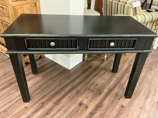 Black Desk