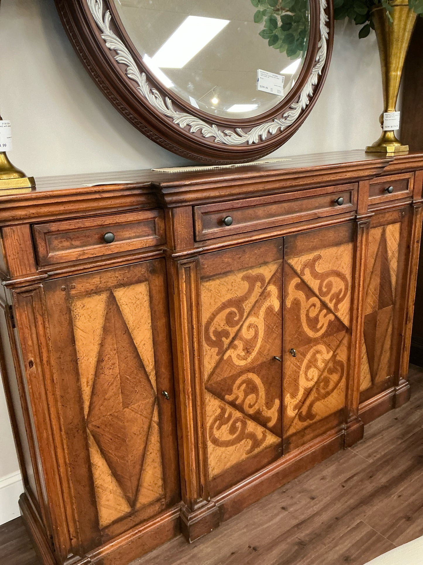 Sideboard