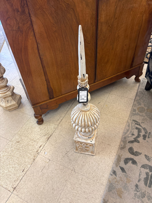 Finial