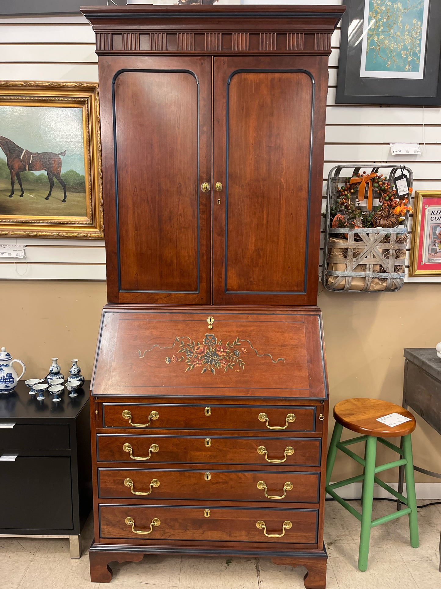 Jasper Secretary