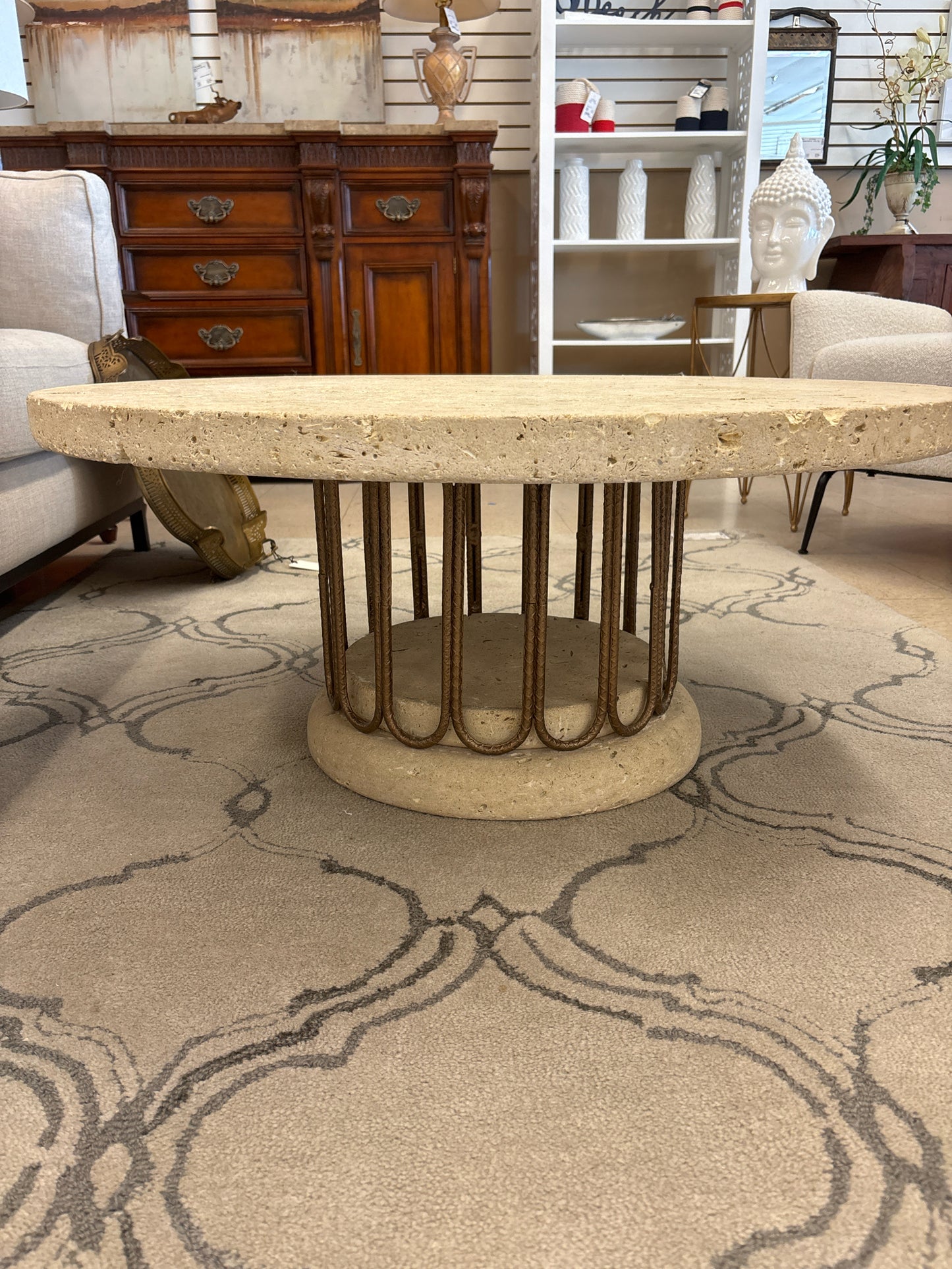 Cocktail table/living room