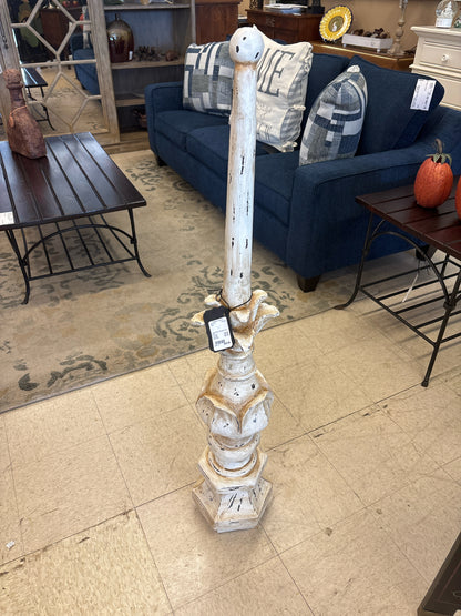 Finial