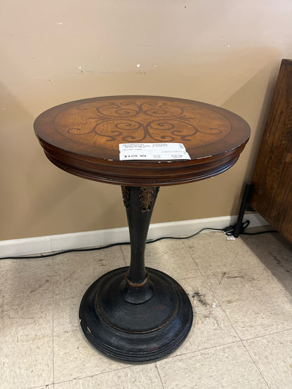 Accent Table
