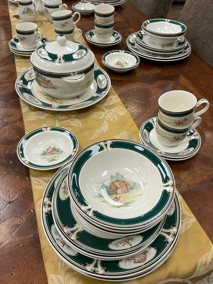 Noritake Plate Set