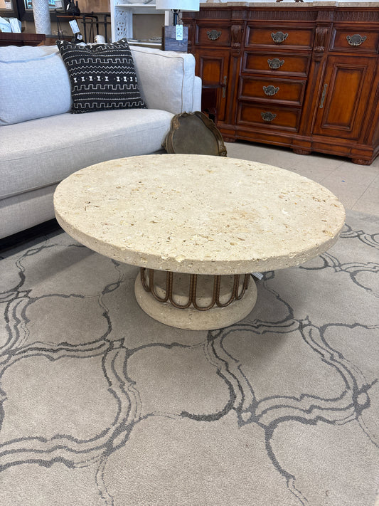 Cocktail table/living room