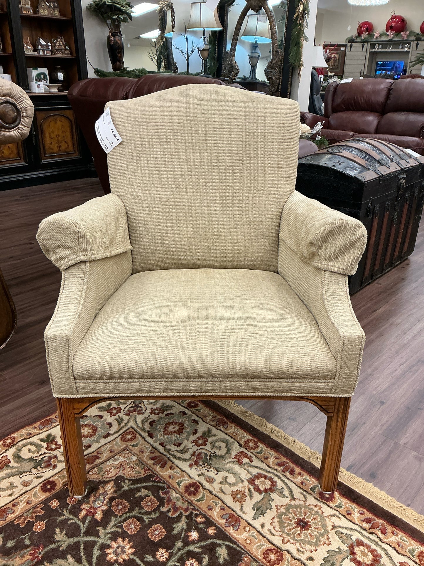 accent chair