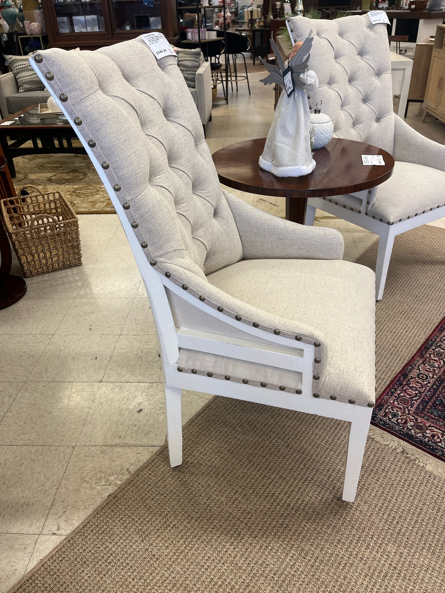 accent chair