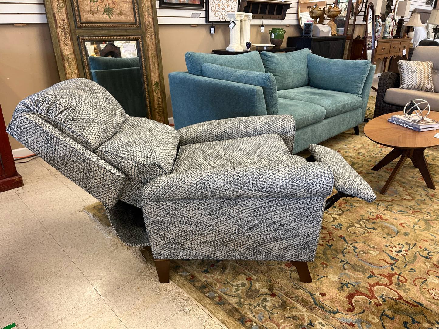 Recliner