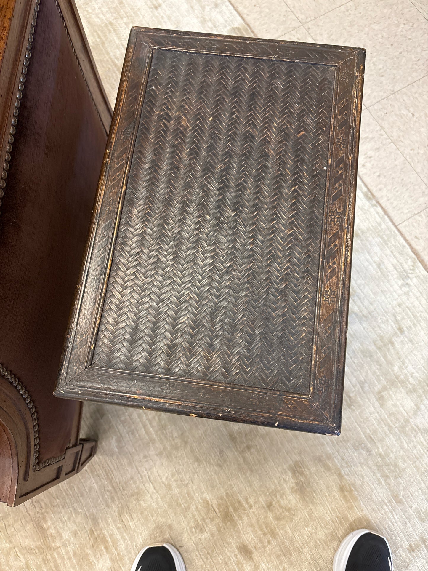 Accent Table
