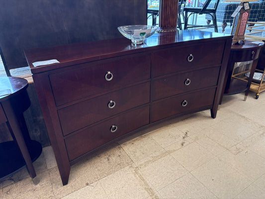 Ethan Allen Dresser
