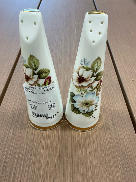 Salt & Pepper Shakers