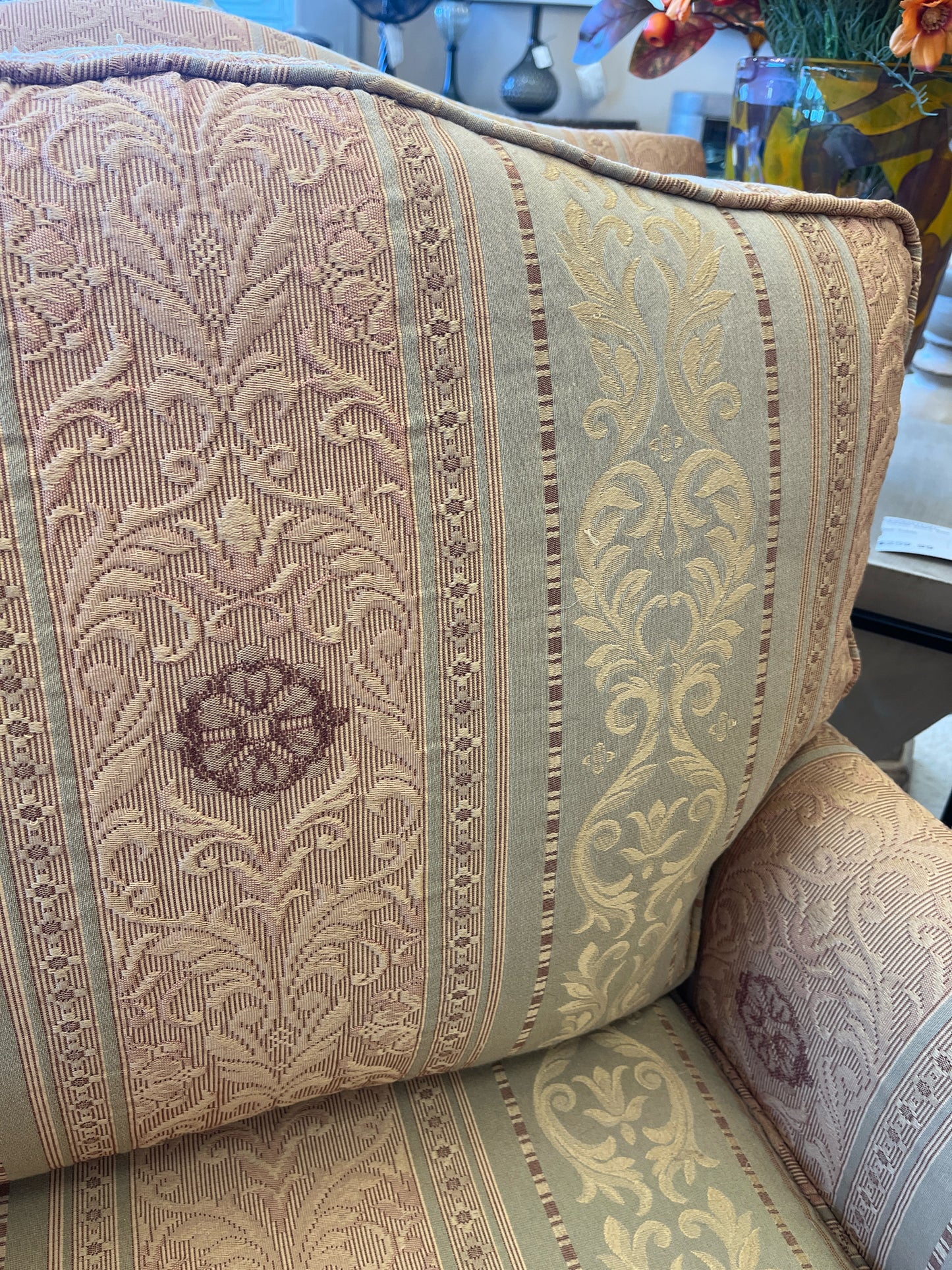 accent chair