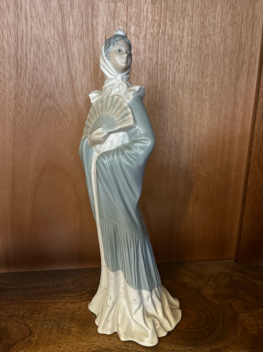 Figurine