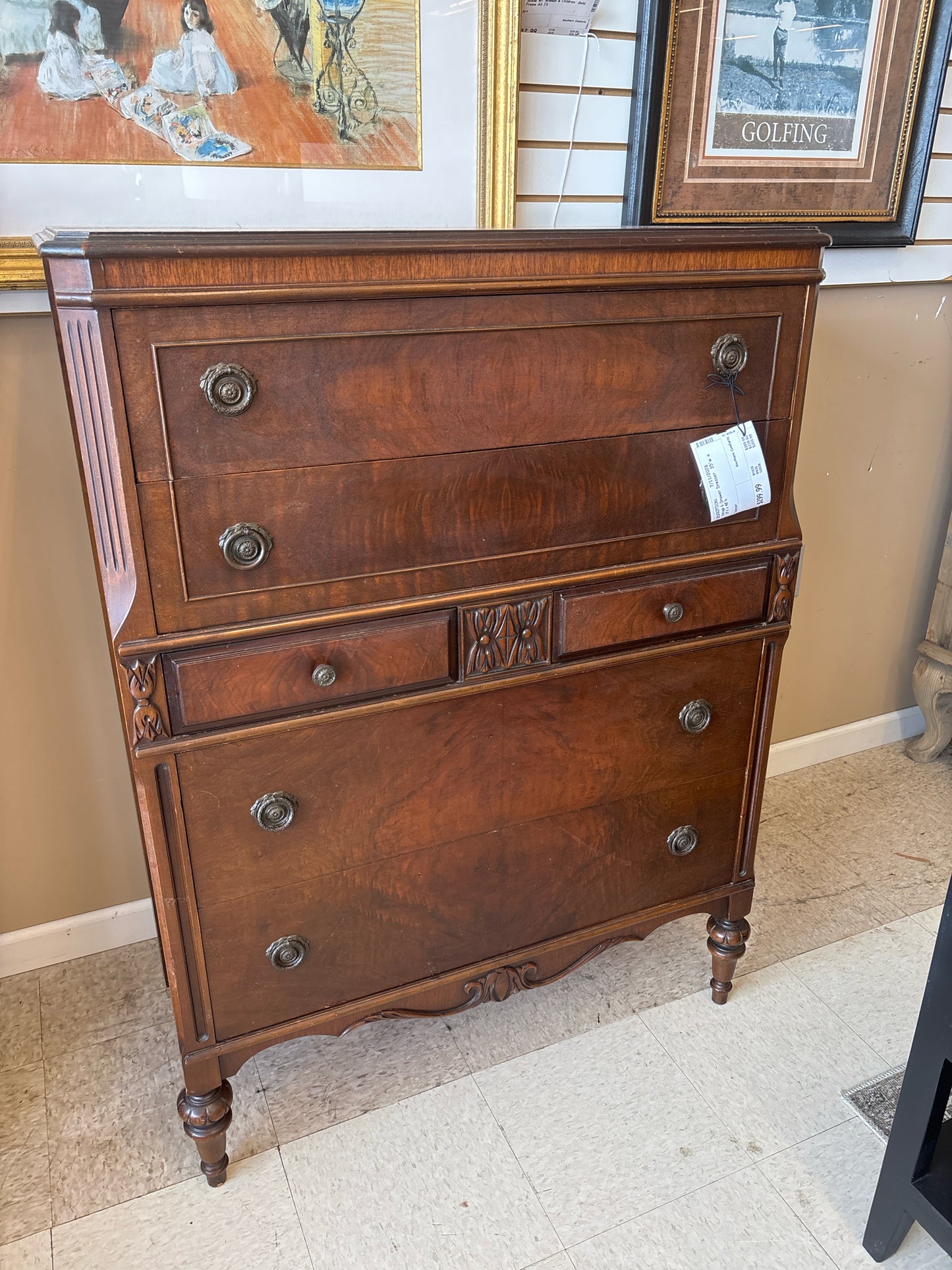 Dresser