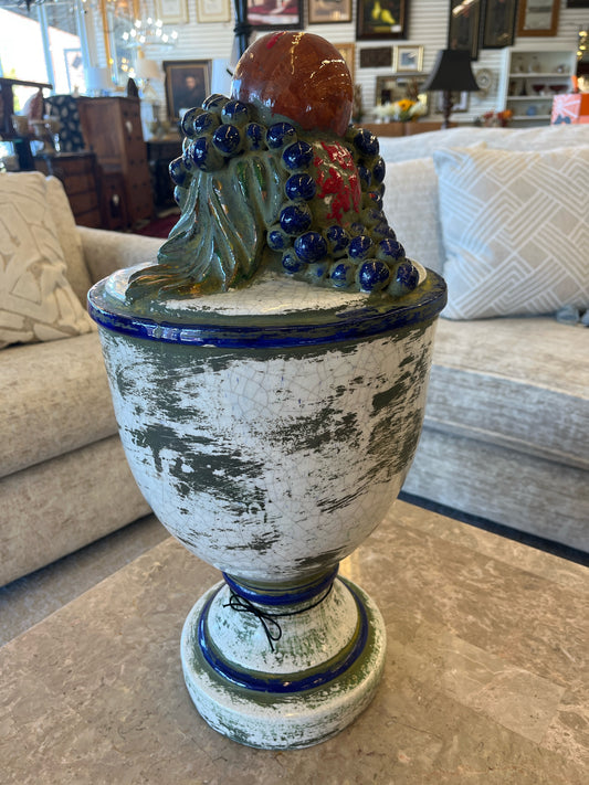 Urn