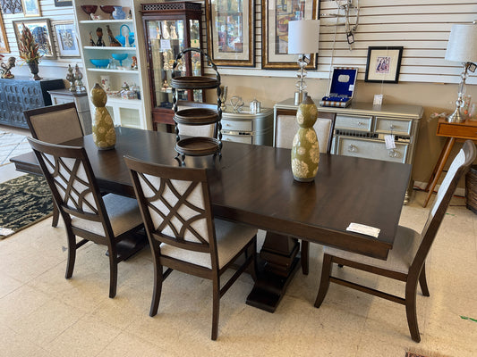 Elements Dining Table