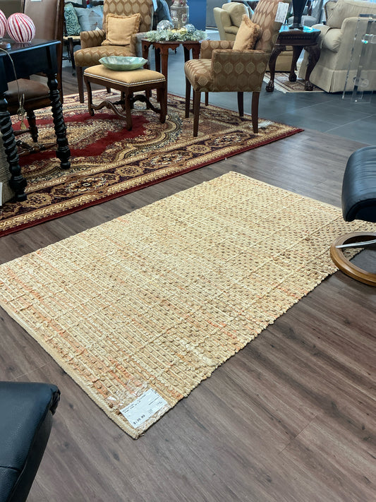 Rug